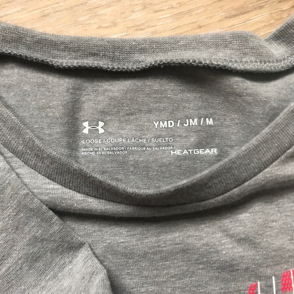🛍NWT Under Armour Cropped Style TShirts - Picture 5 of 5